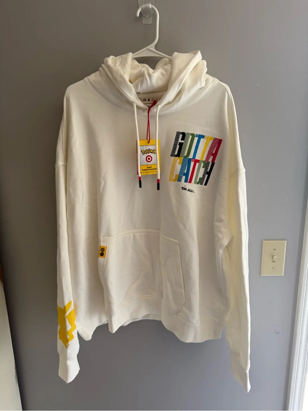 Pokémon x Target Exclusive Adult Trainer Hoodie Sweatshirt Cream SZ XL New